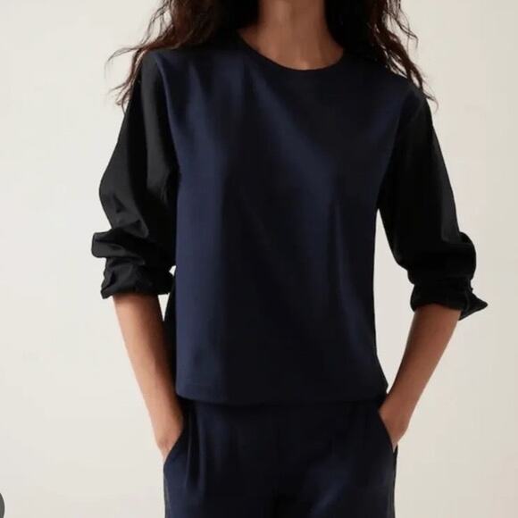 ATHLETA Top Size Small Harlow Hybrid Navy Black Athleisure Casual Work Office - Picture 1 of 15